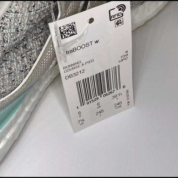 NWT Adidas Ultra Boost Womens “Carbon Clear Mint” - Picture 12 of 16